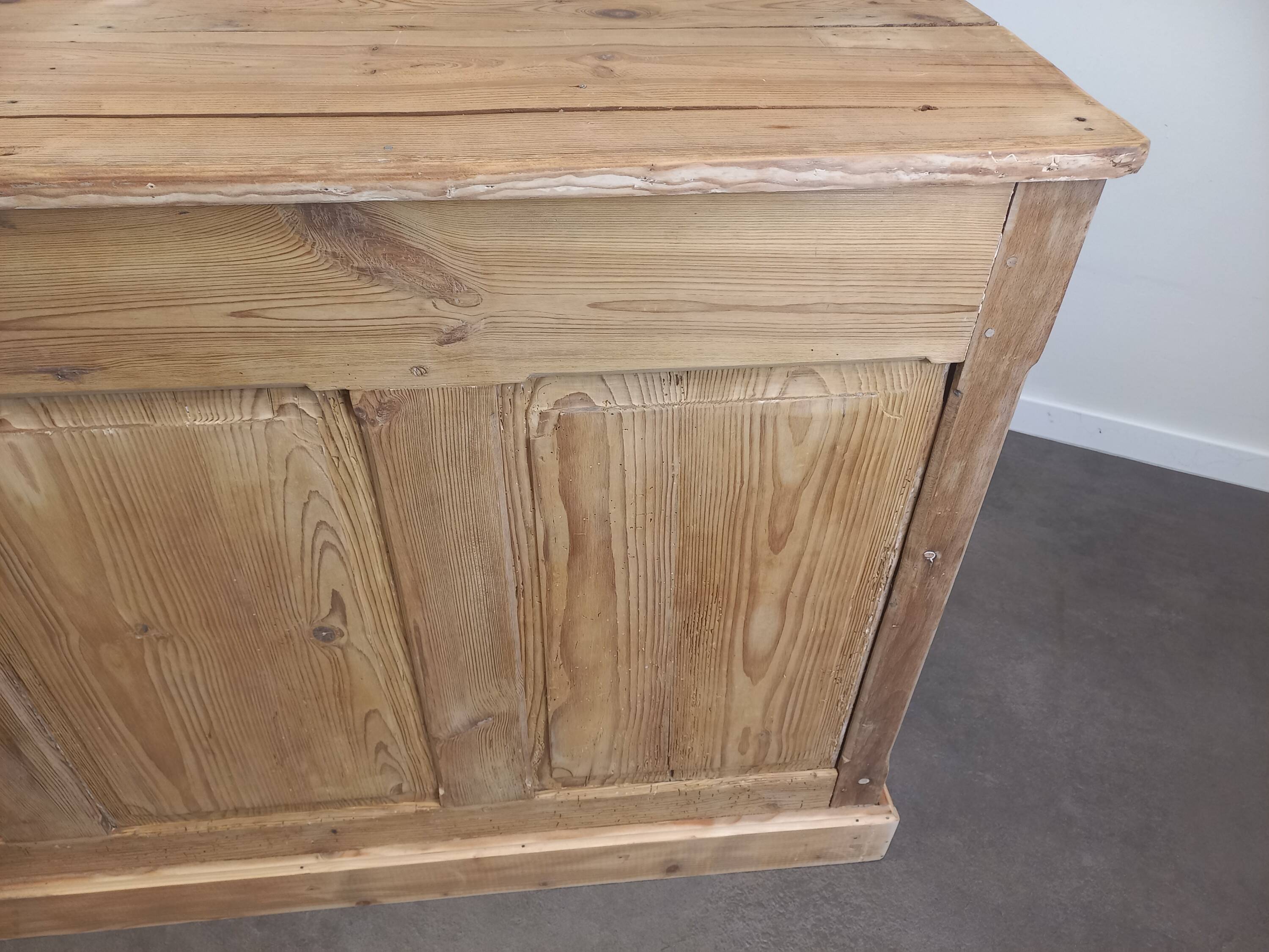 Banque de magasin ancienne 145 cm