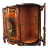 Buffet Louis XV – Peinture centrale et marqueterie bronze