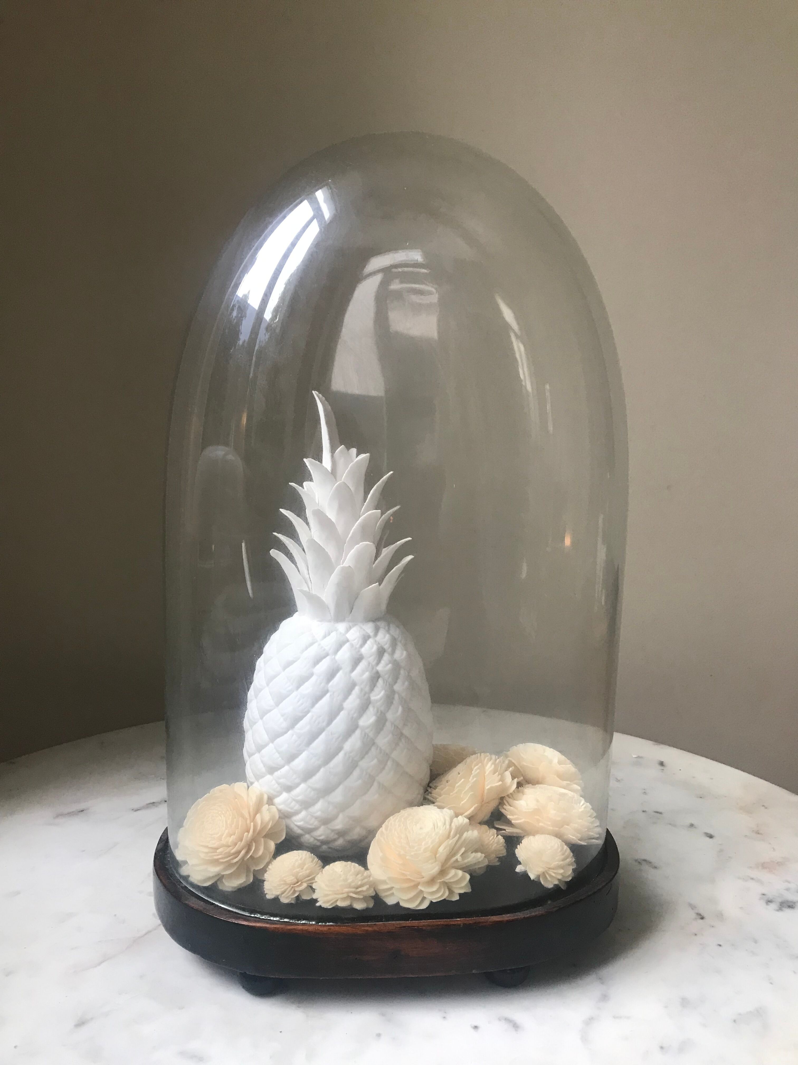 Very large bridal globe