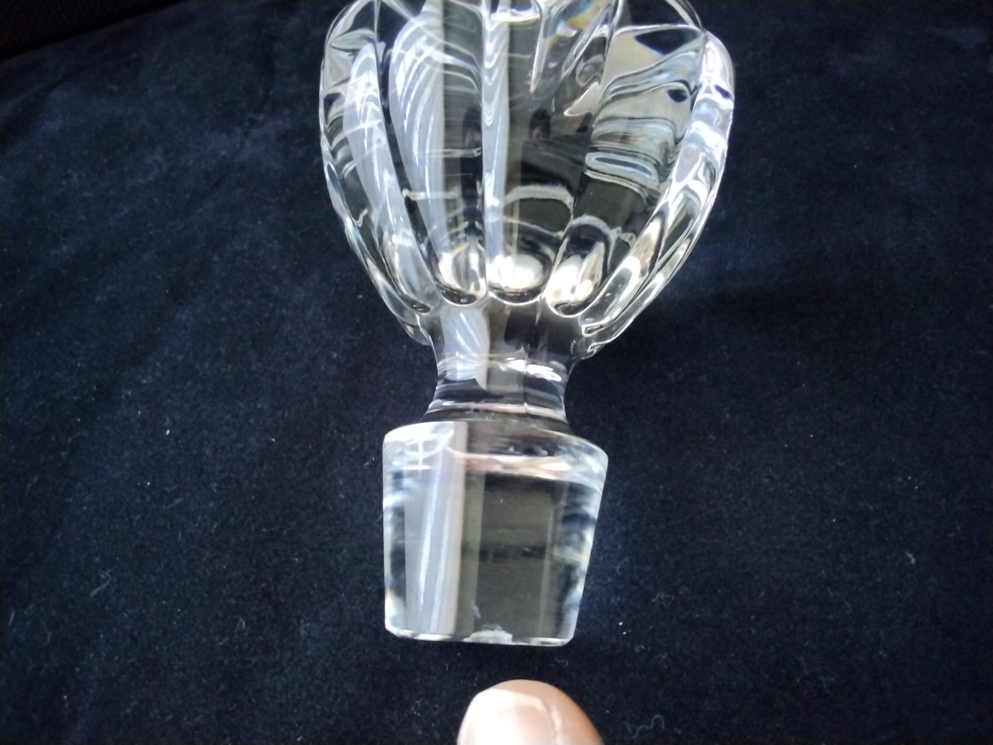 Crystal whisky decanter