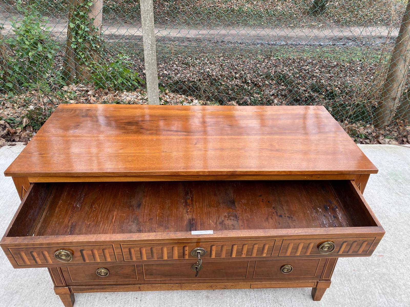Commode noyer marqueterie brillant époque XVIII ème