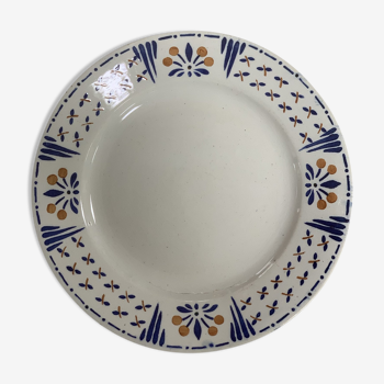 Gien earthenware dessert plate