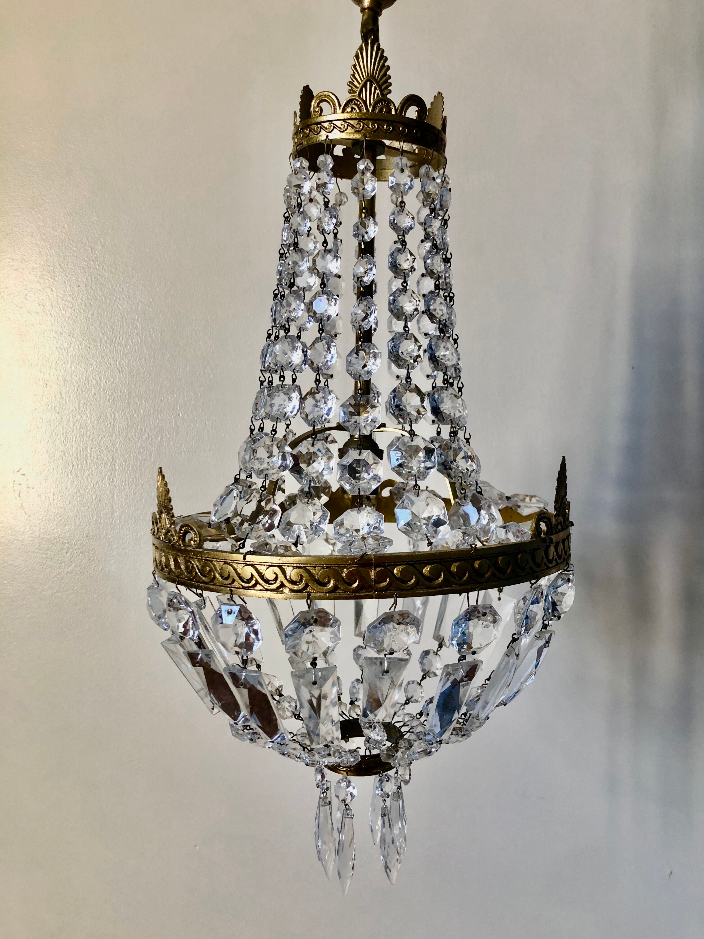 Hot air balloon suspension