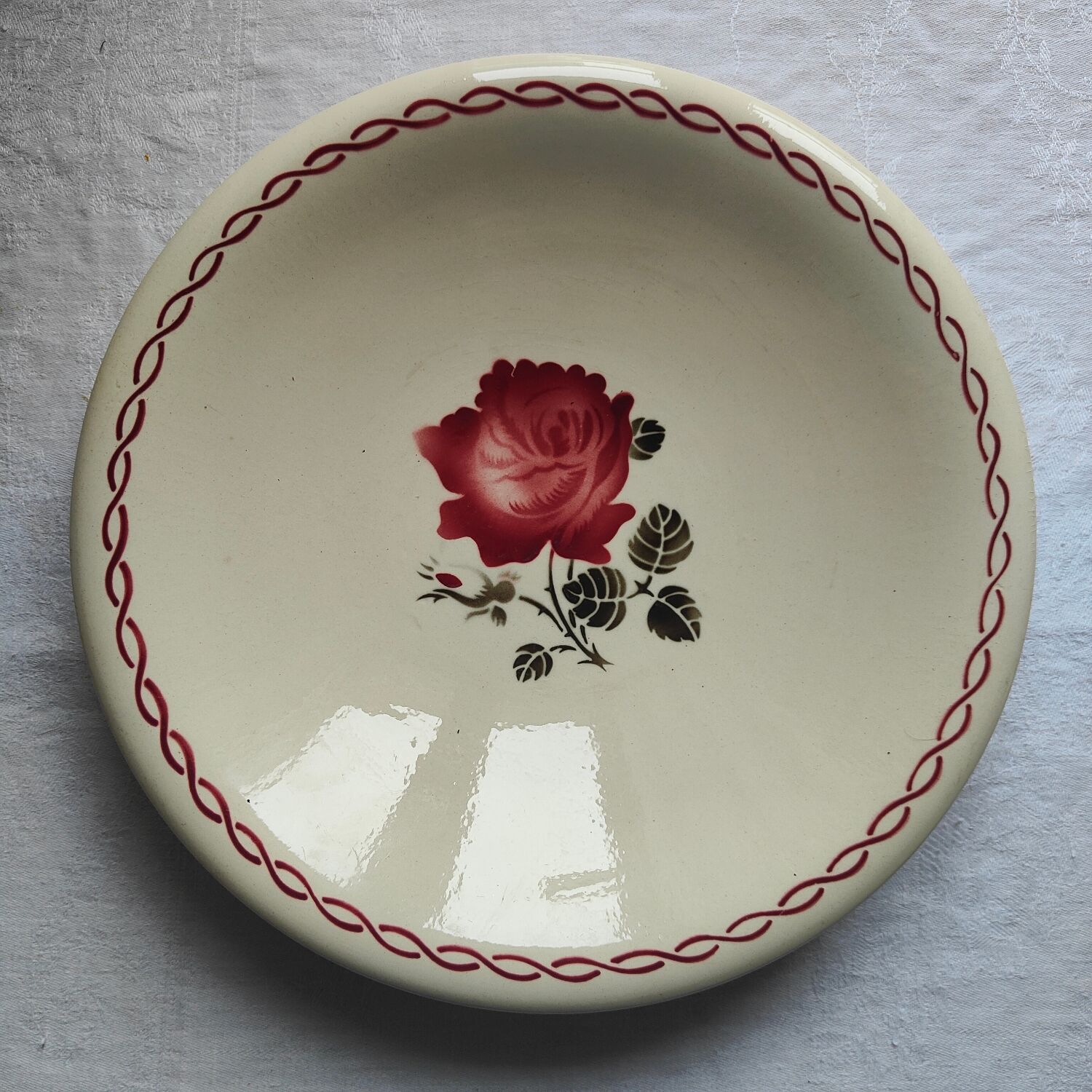 Badonviller round dish