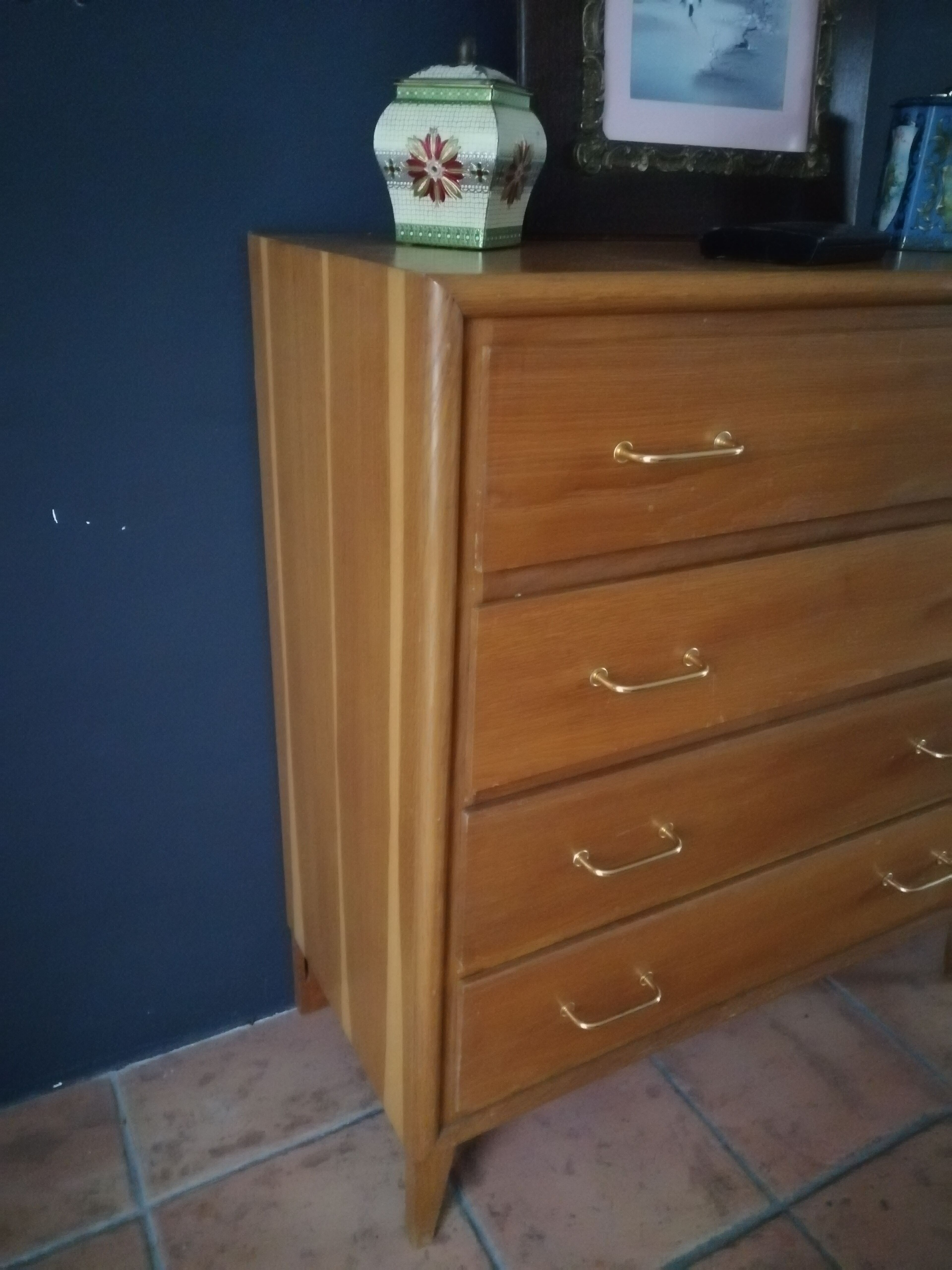 50/60s dresser