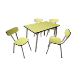 Table and chairs in 50s formica