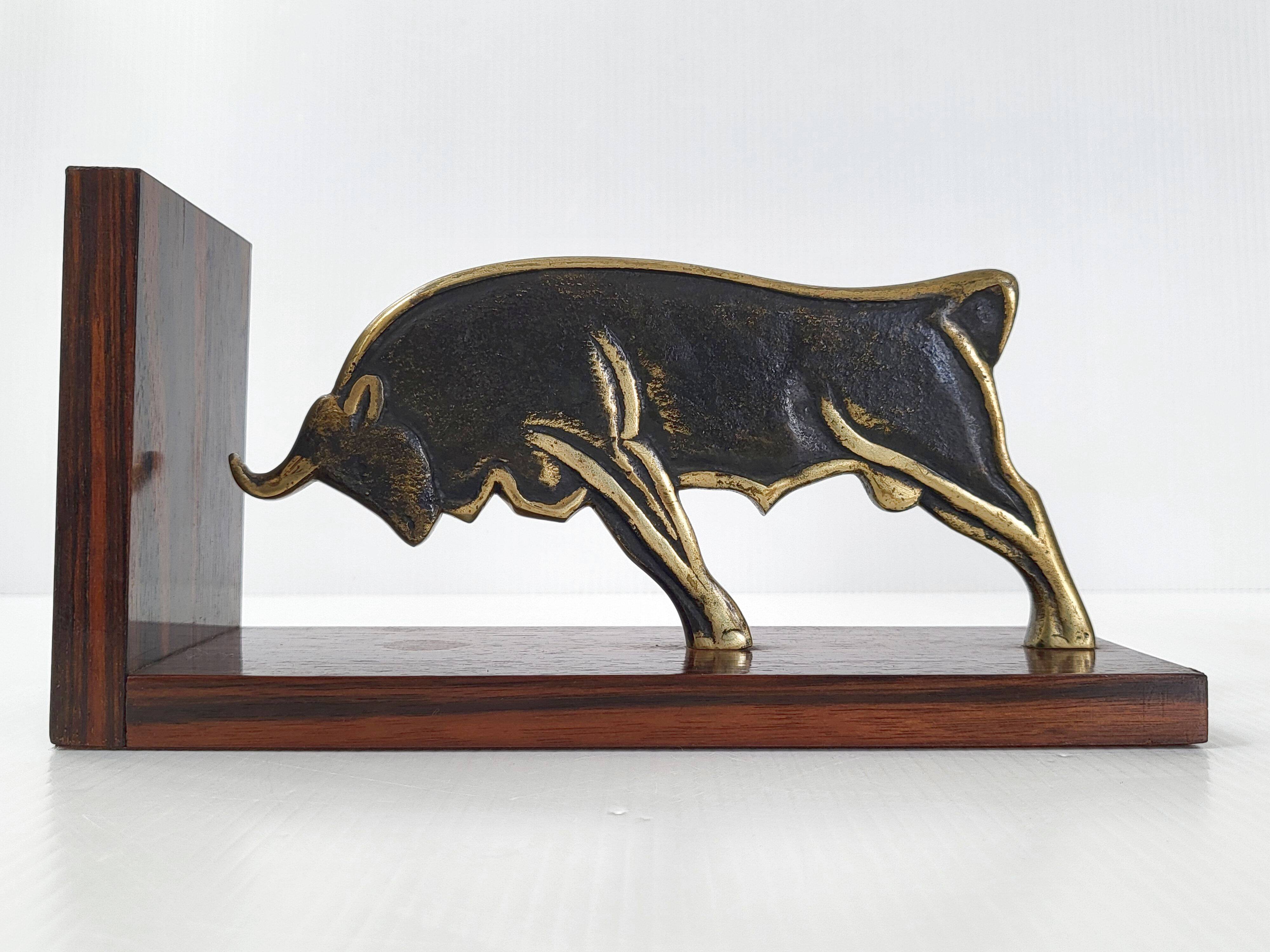 Pair of vintage bulls bookends 1960