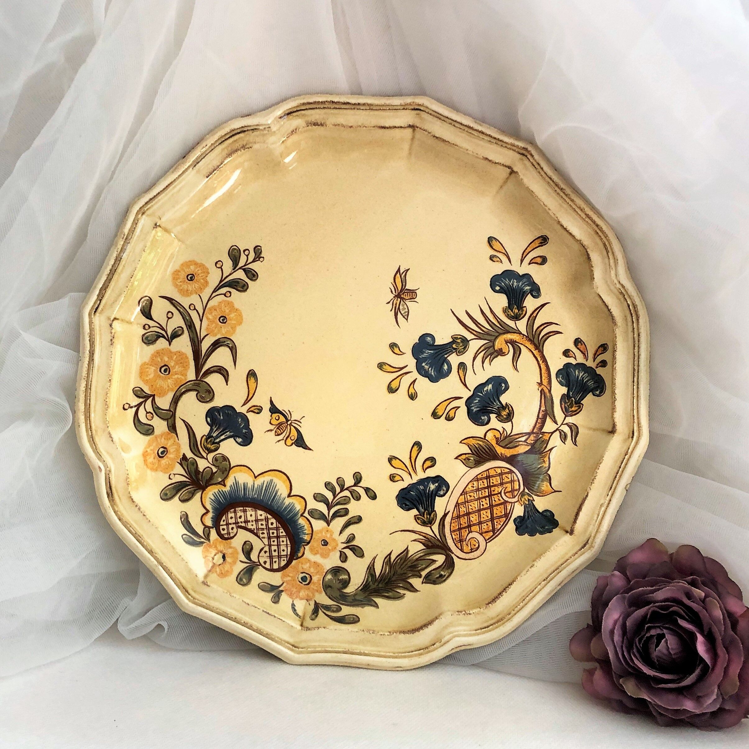 Assiette décorative faïence de Salins France décor d'Aligne