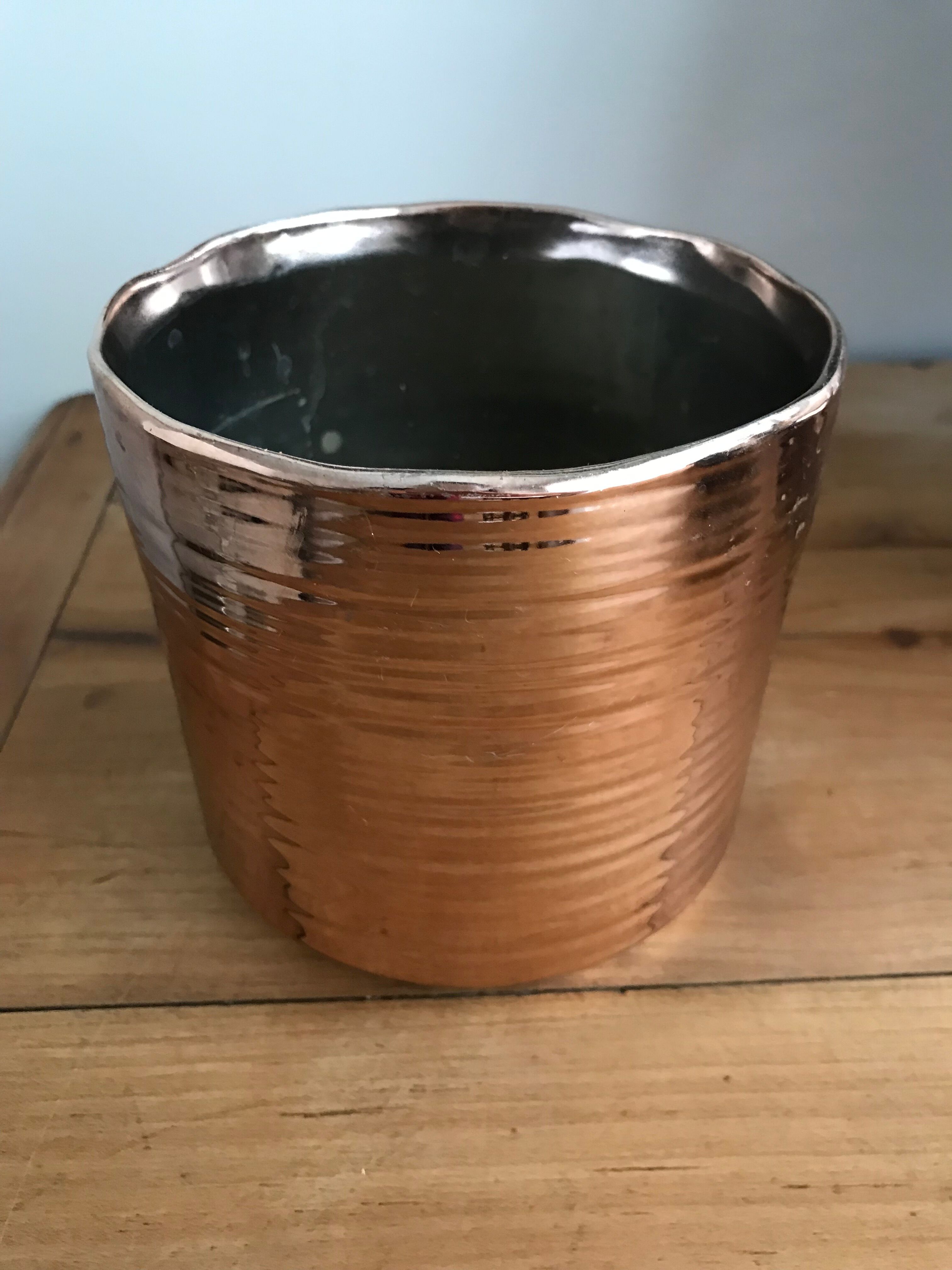 Metallic pink pot cover