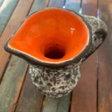 Fat lava jug
