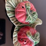 salt and pepper shaker in slurry