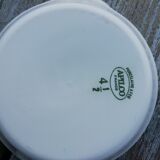 Set of round eared dishes