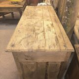 Buffet 17th in Aveyron oak