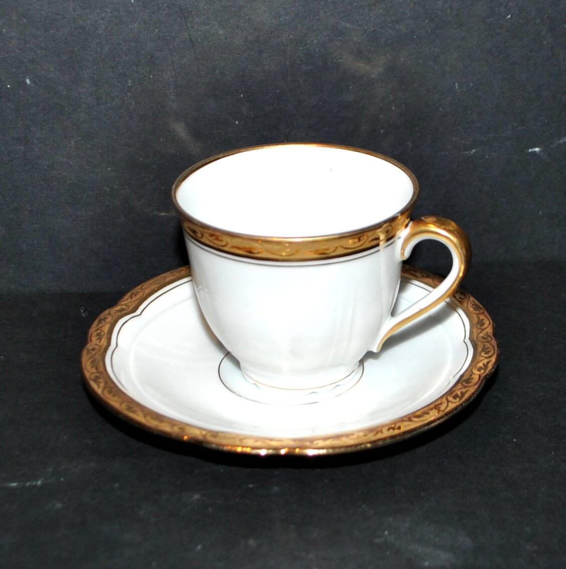 Boyer limoges porcelain coffee cup with golden frieze decor