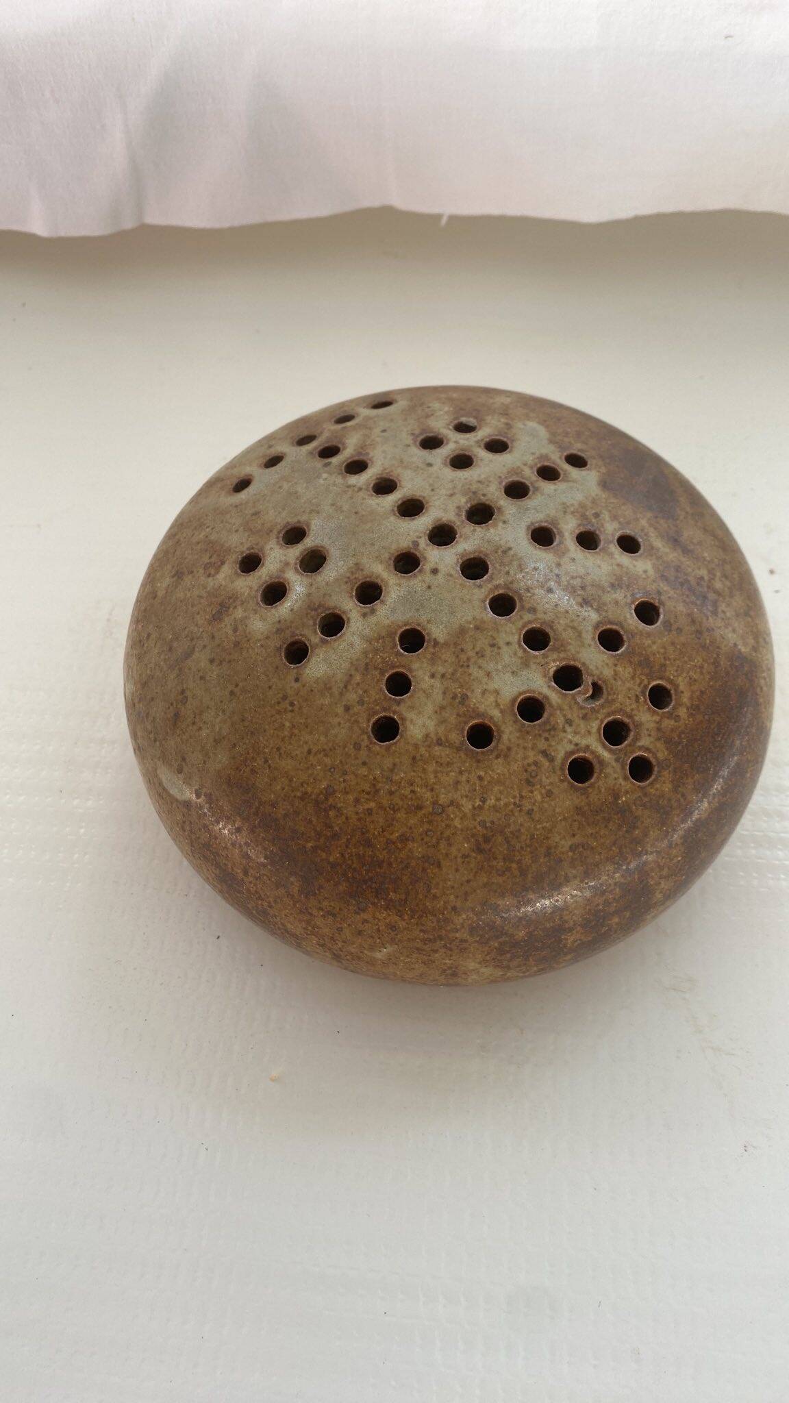 Ceramic incense holder