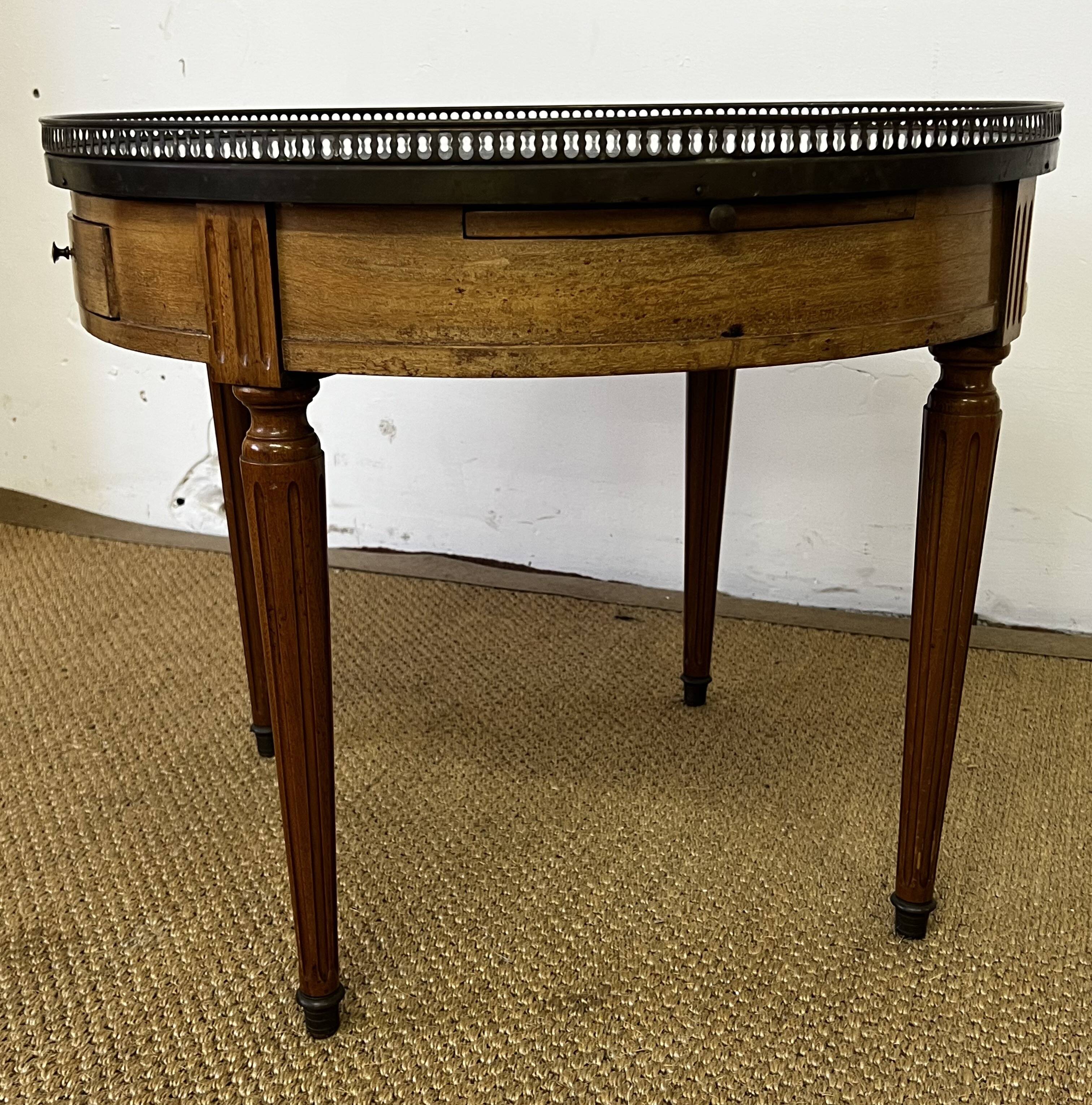 Guéridon - Table bouillotte de style Louis XVI