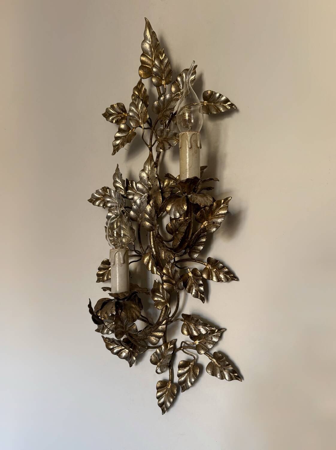 Florentine foliage applique from the 1960s.
