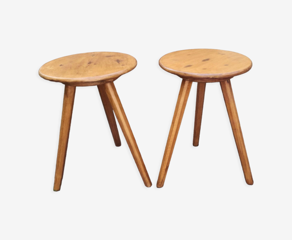 Paire de tabourets tripode en bois, pieds fuselés, vintage, années 60