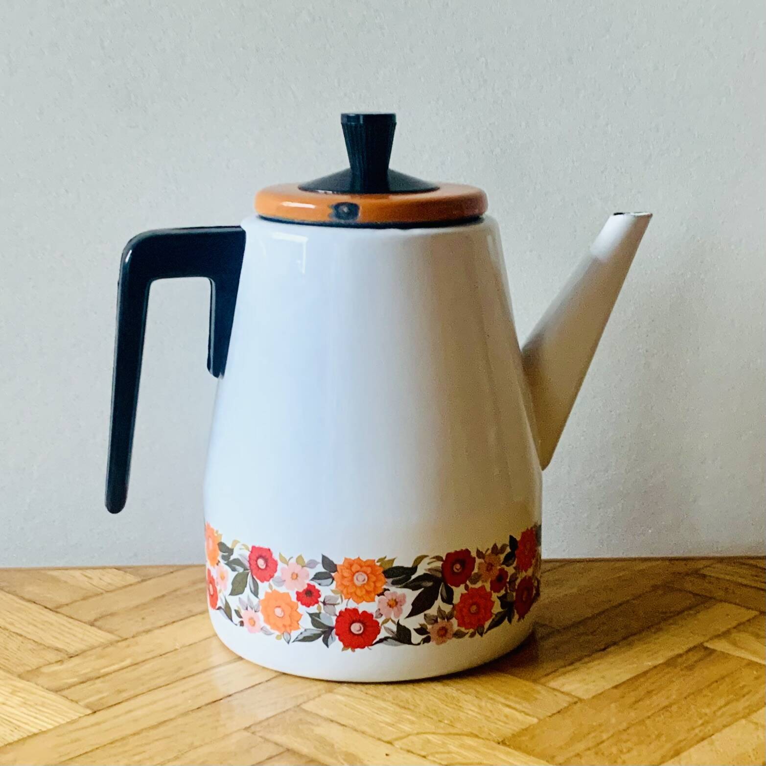 Vintage enameled metal coffee maker - floral decor