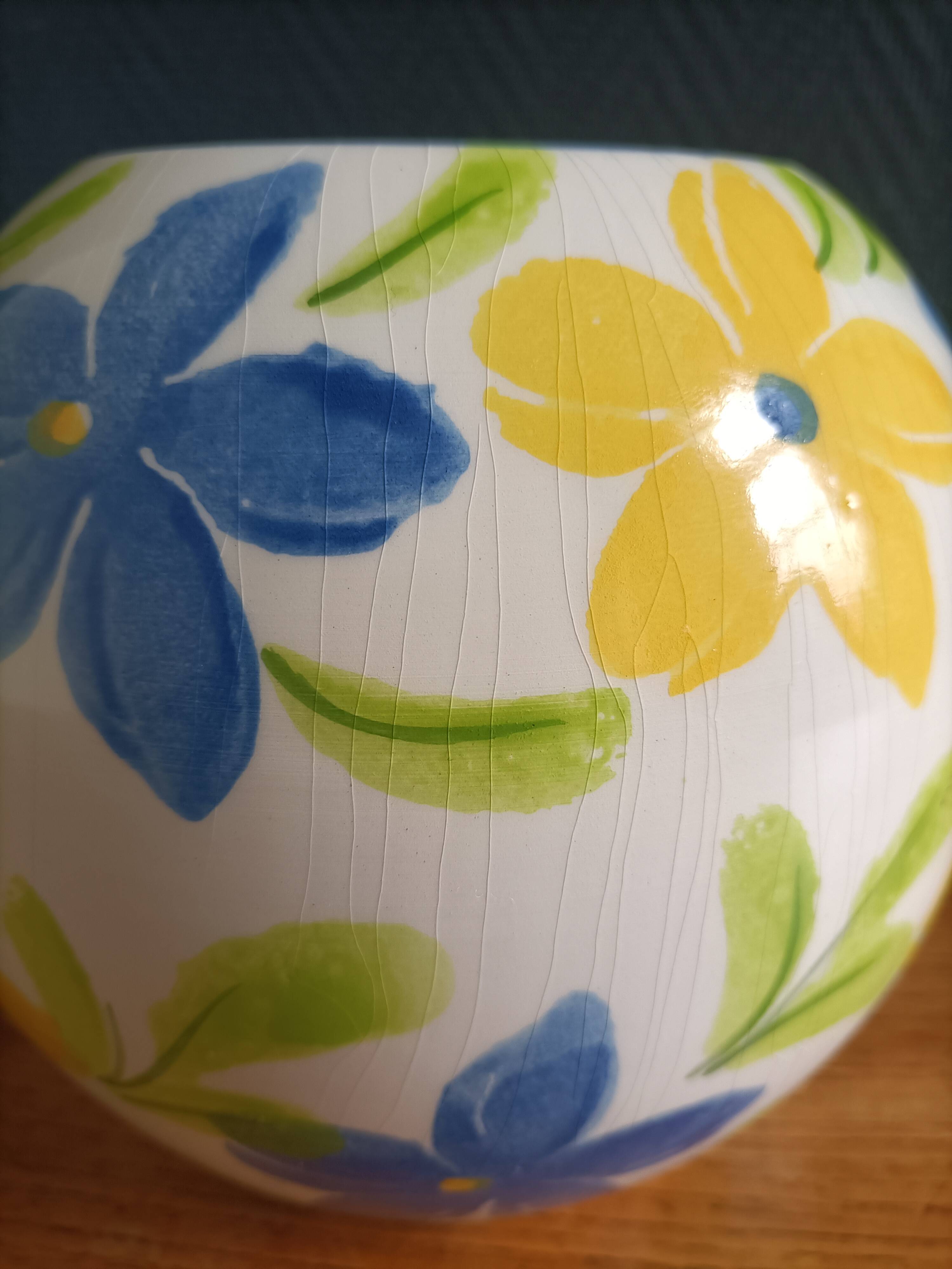 Hand-decorated round flower vase