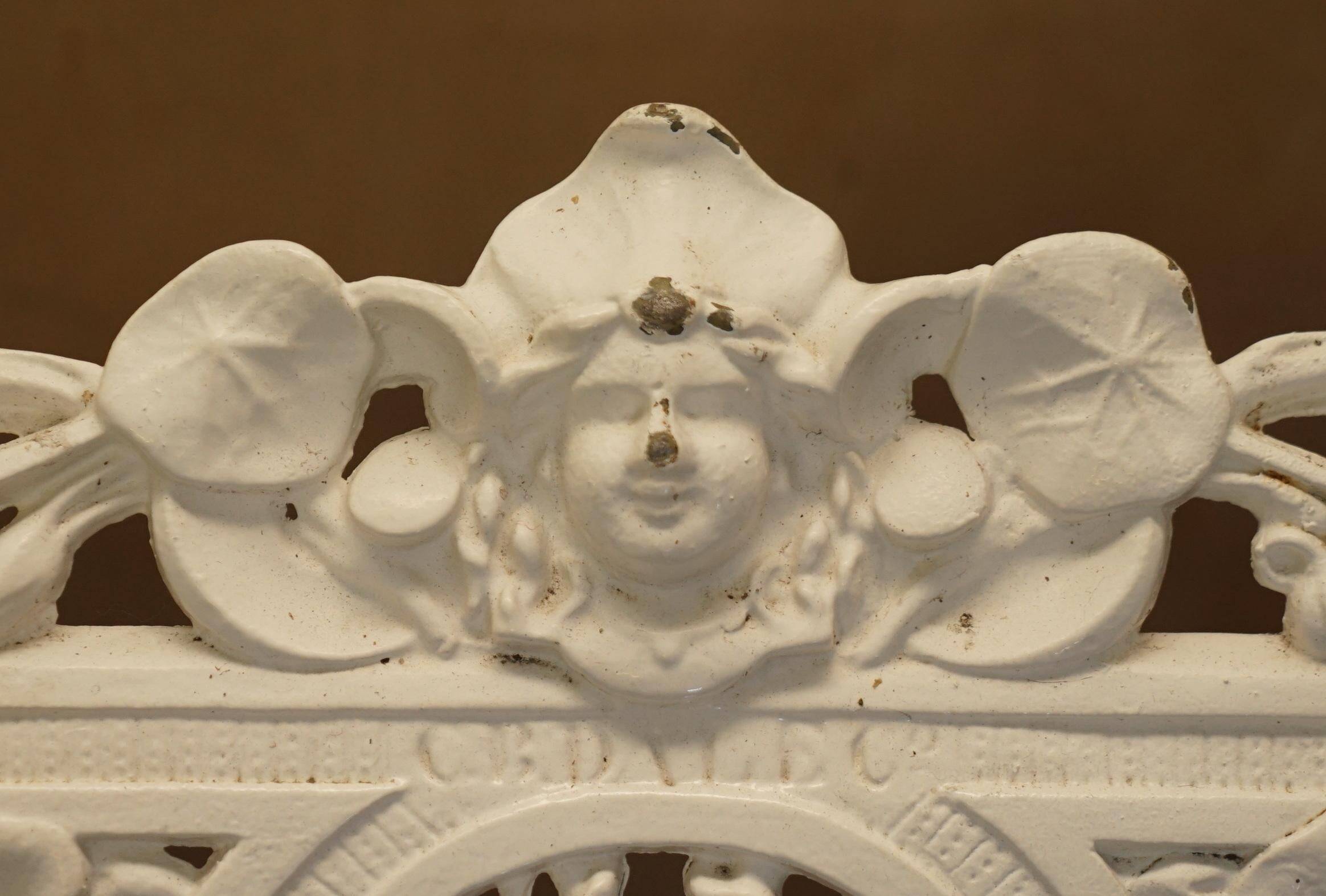 Victorian garden bench 1870 Capucine pattern Coalbrookdale