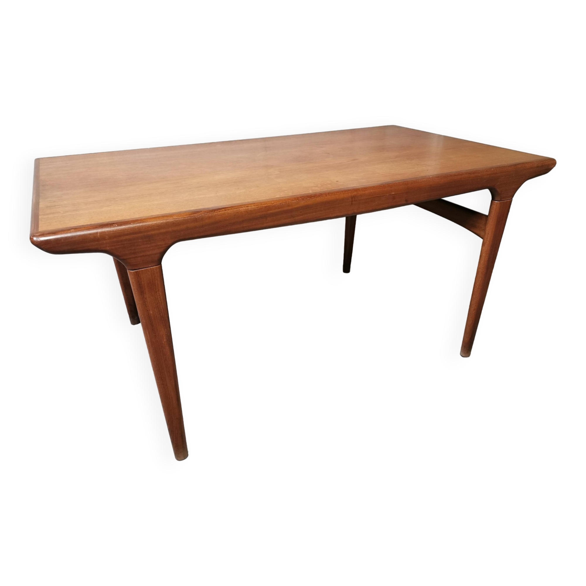 Vintage Scandinavian design table in Teak asymmetric extension by Johannes Andersen 1960