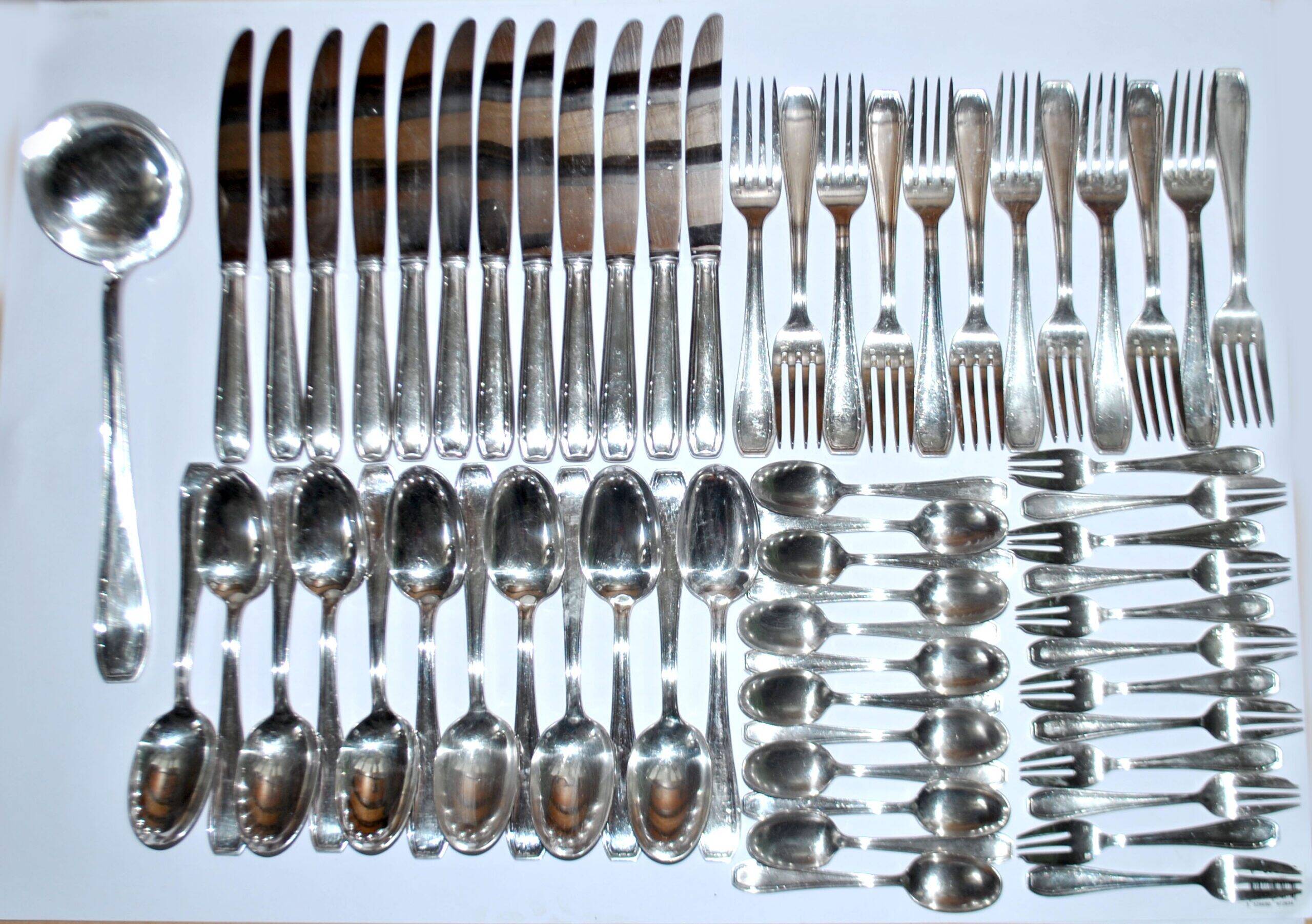 LCF Le Couvert Français cutlery set 60 place settings dessert table modernist design 1950