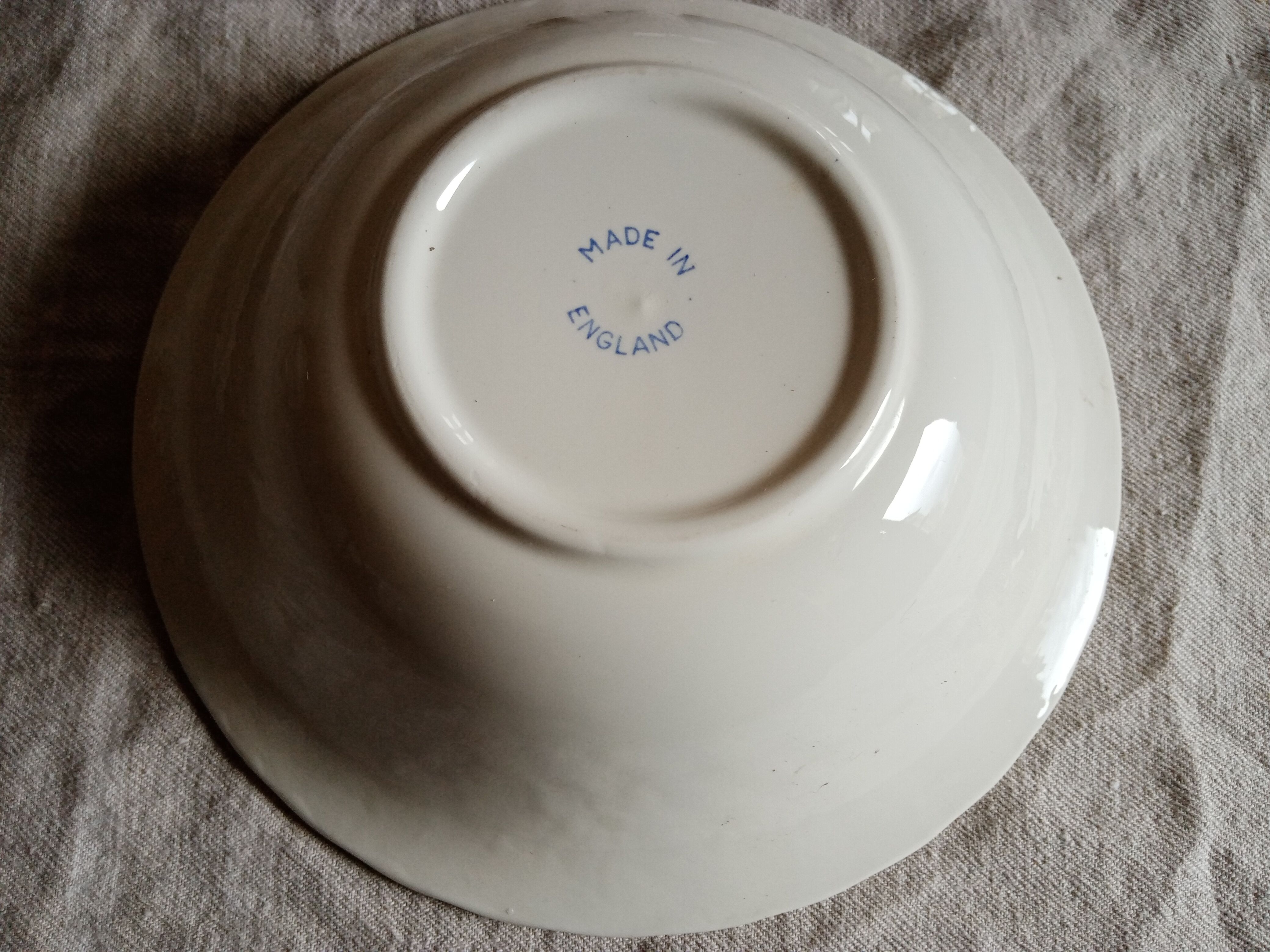 Hollow dish
