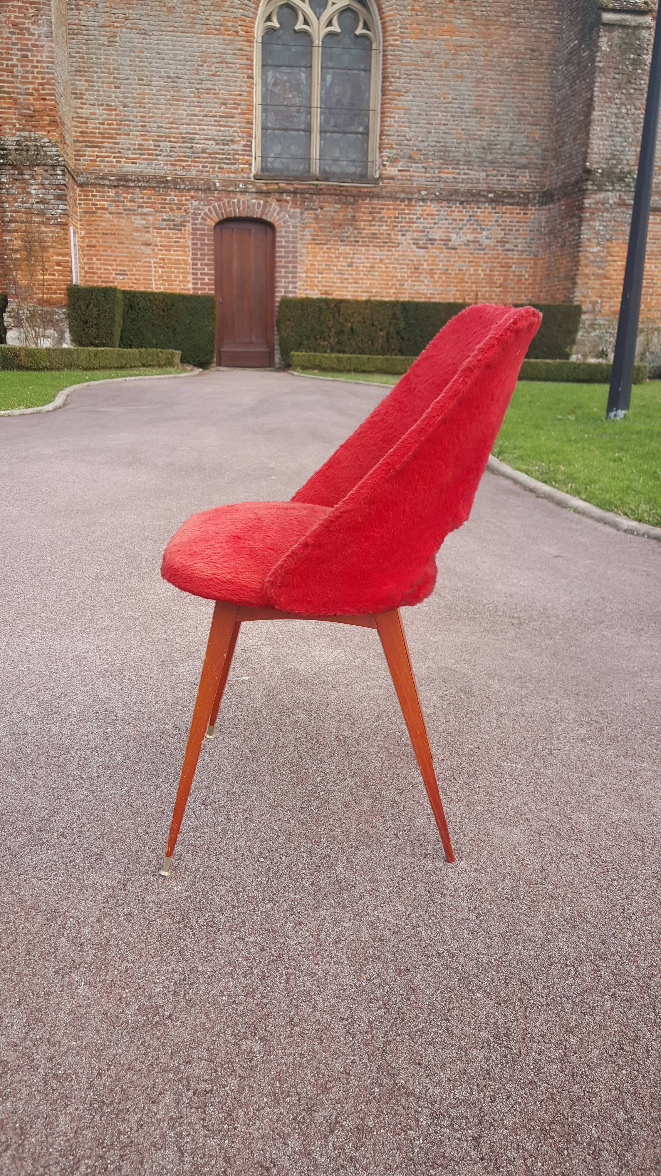 Red mould barrel chair