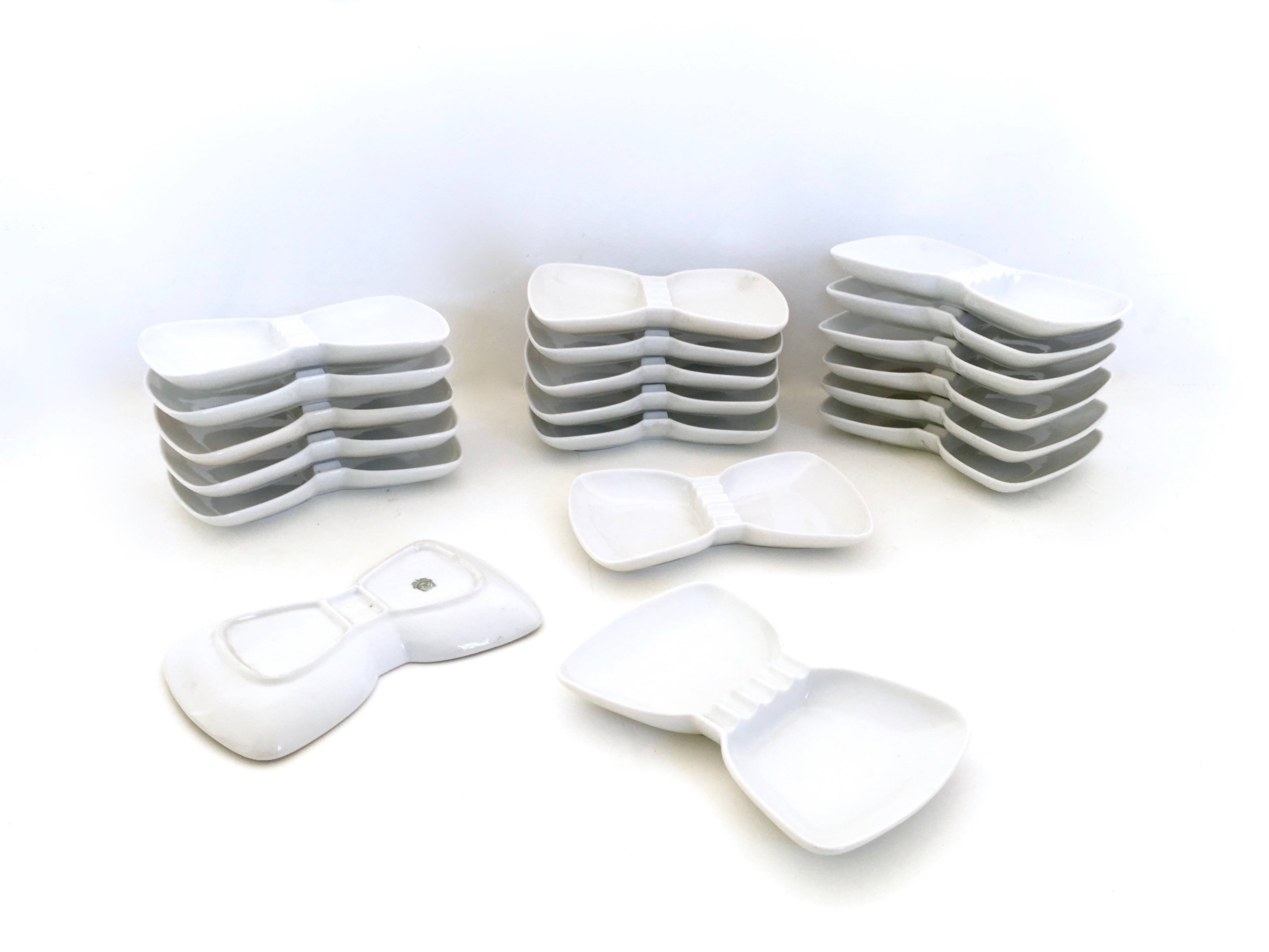 Papillon White Porcelain Ashtray by Guido Andlovitz for Laveno