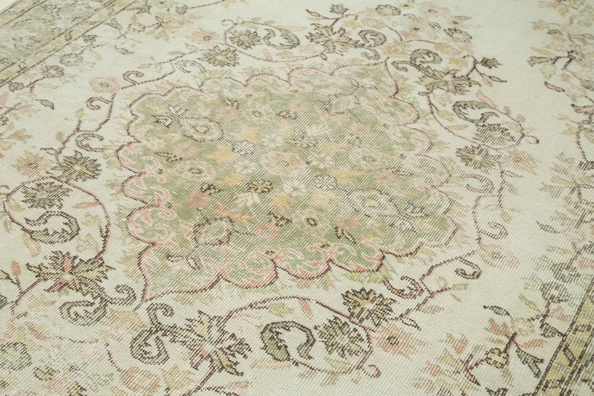 Turkish hand-knotted decorative 1970s beige carpet 170 cm x 295 cm