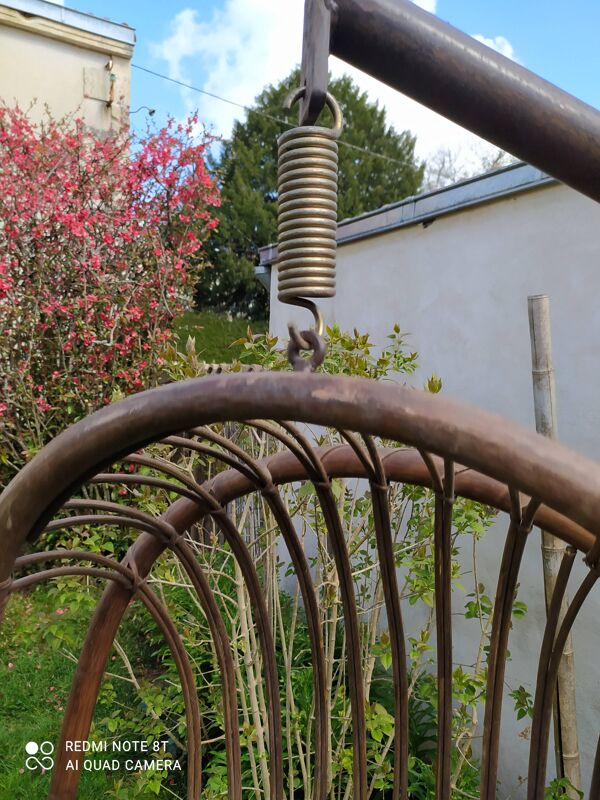 Fauteuil suspendu en rotin et bambou