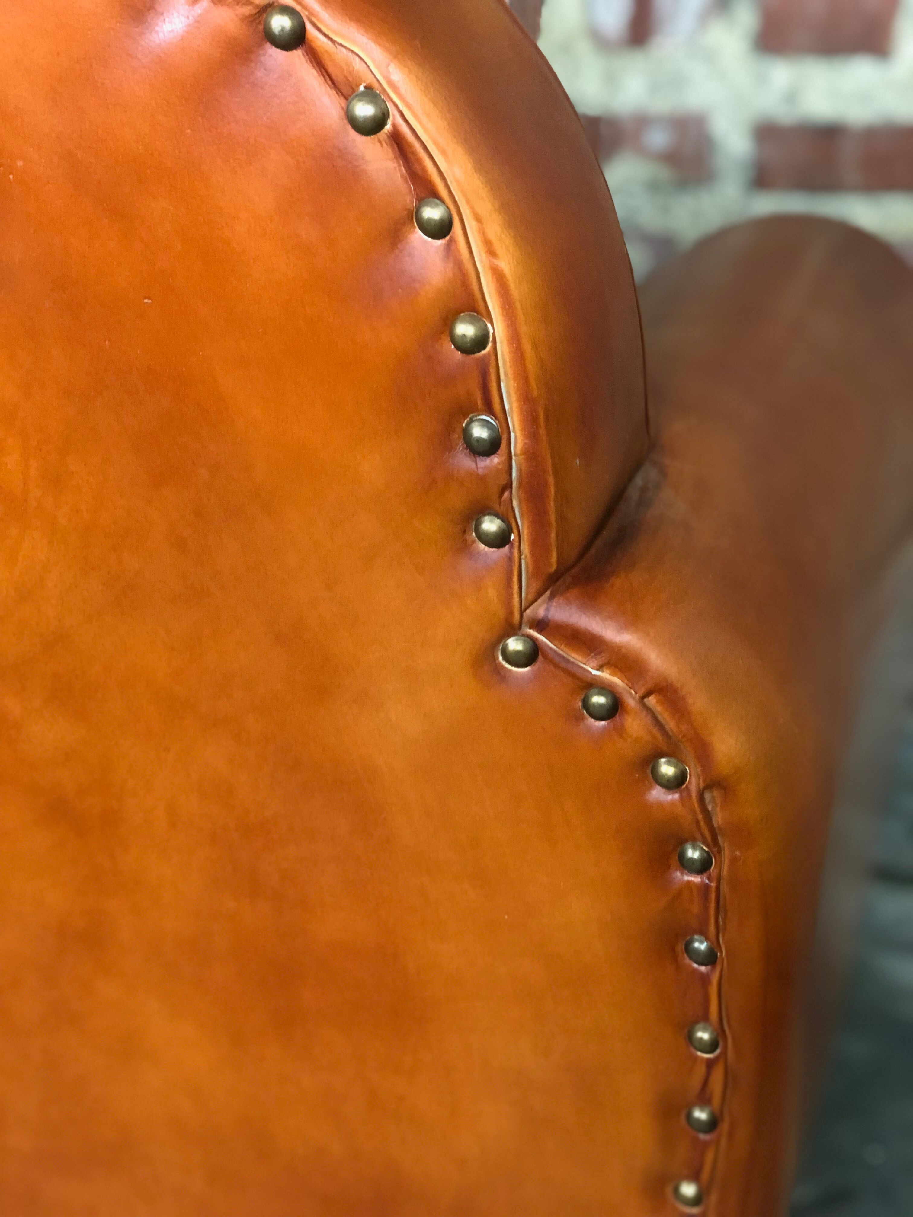 Vintage club armchair in camel leather