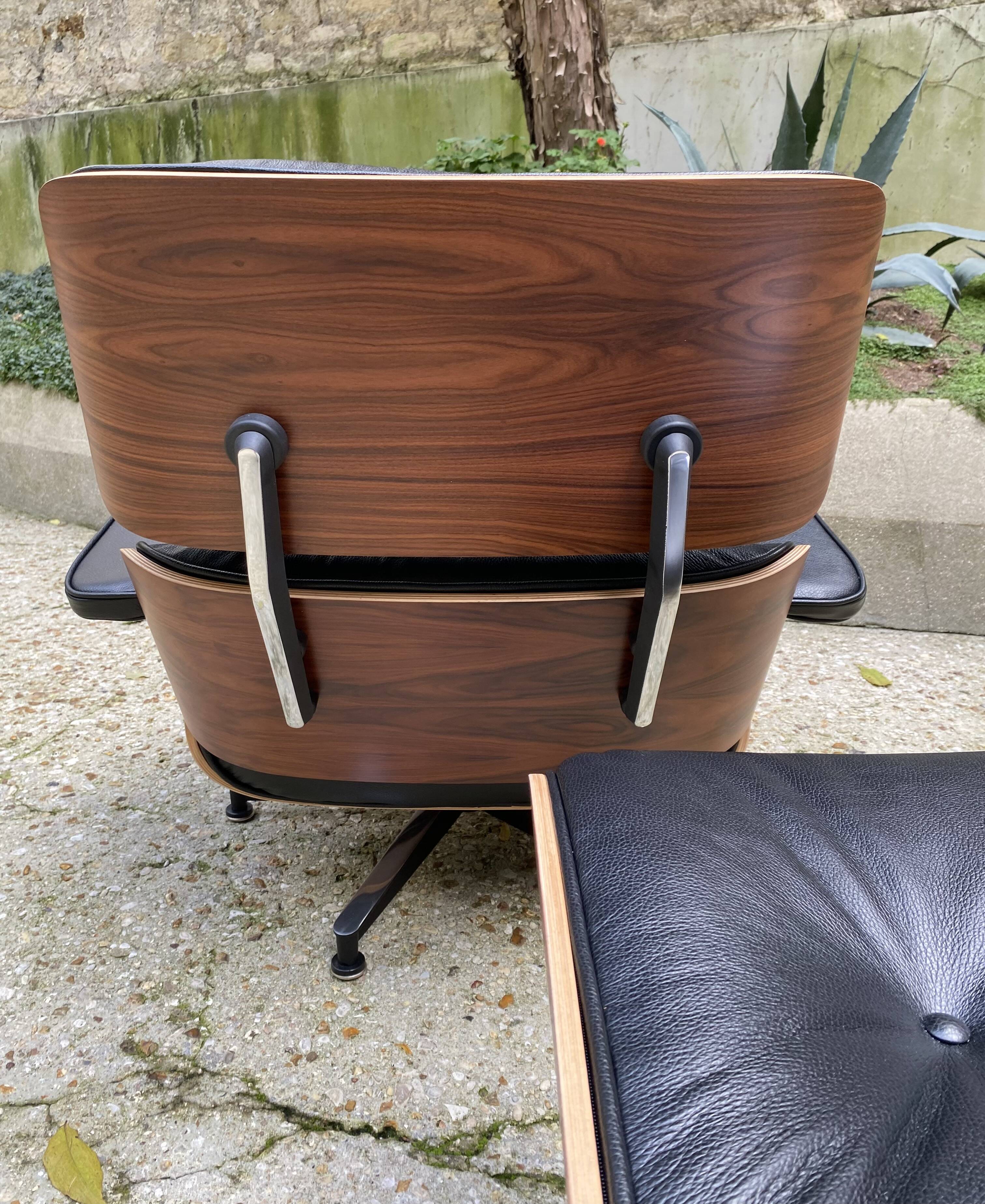 Charles Eames lounge chair - Herman Miller edition