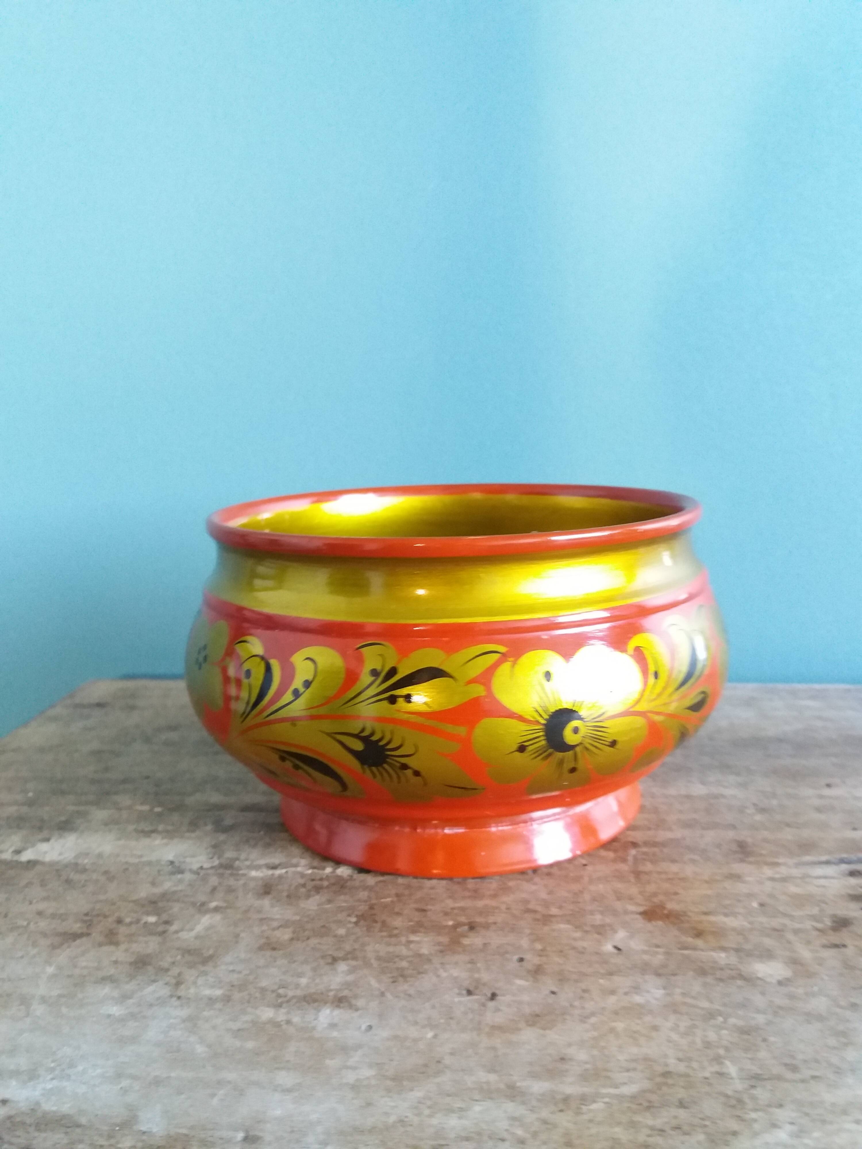 Khokhloma Russian handicraft painted wooden bowls