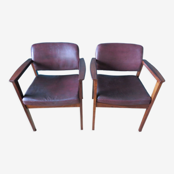 Pair of armchairs in rosewood from Rio and plum leather, Denmark 1960