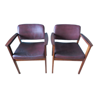 Pair of armchairs in rosewood from Rio and plum leather, Denmark 1960