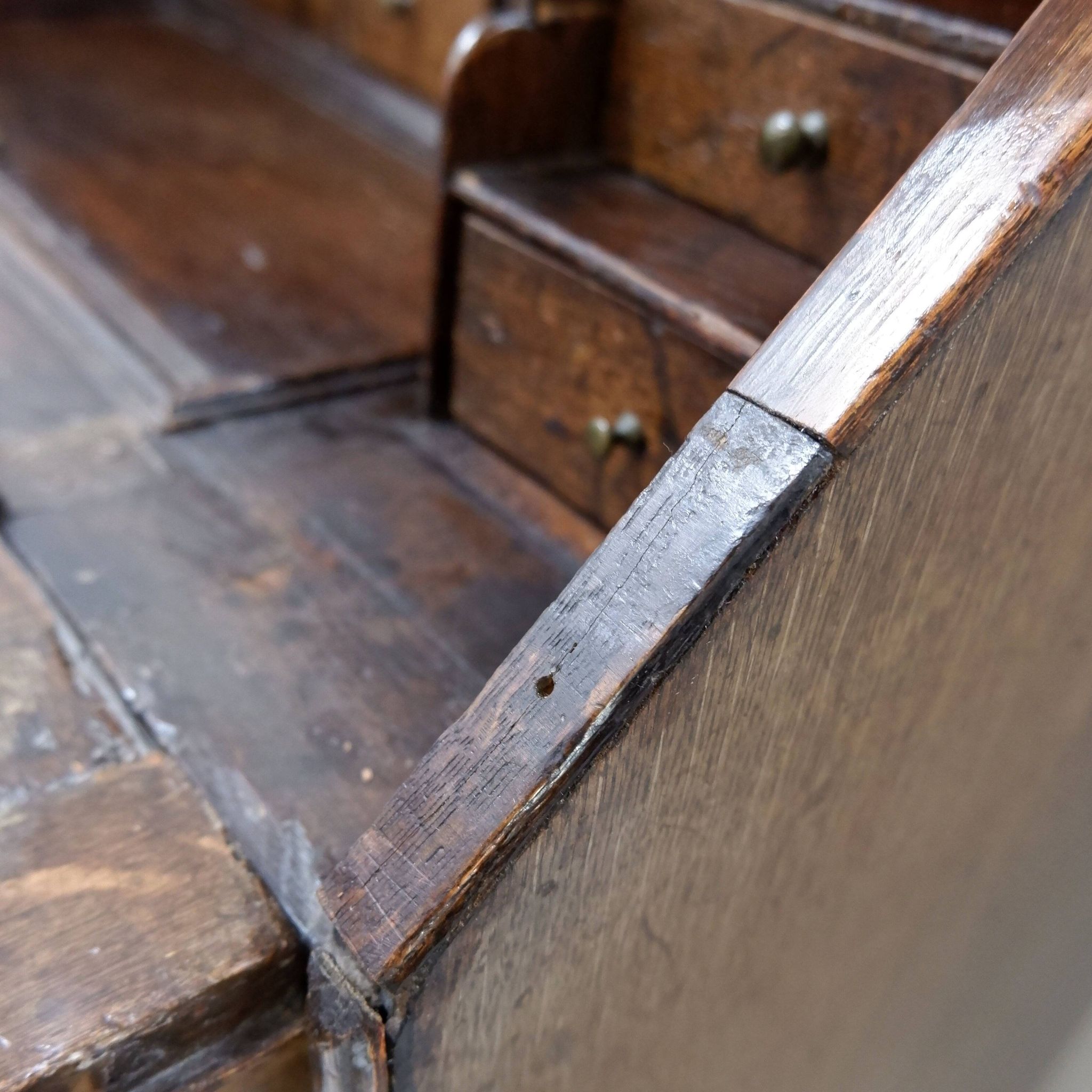 Secrétaire anglais ancien, XVIIIe siècle