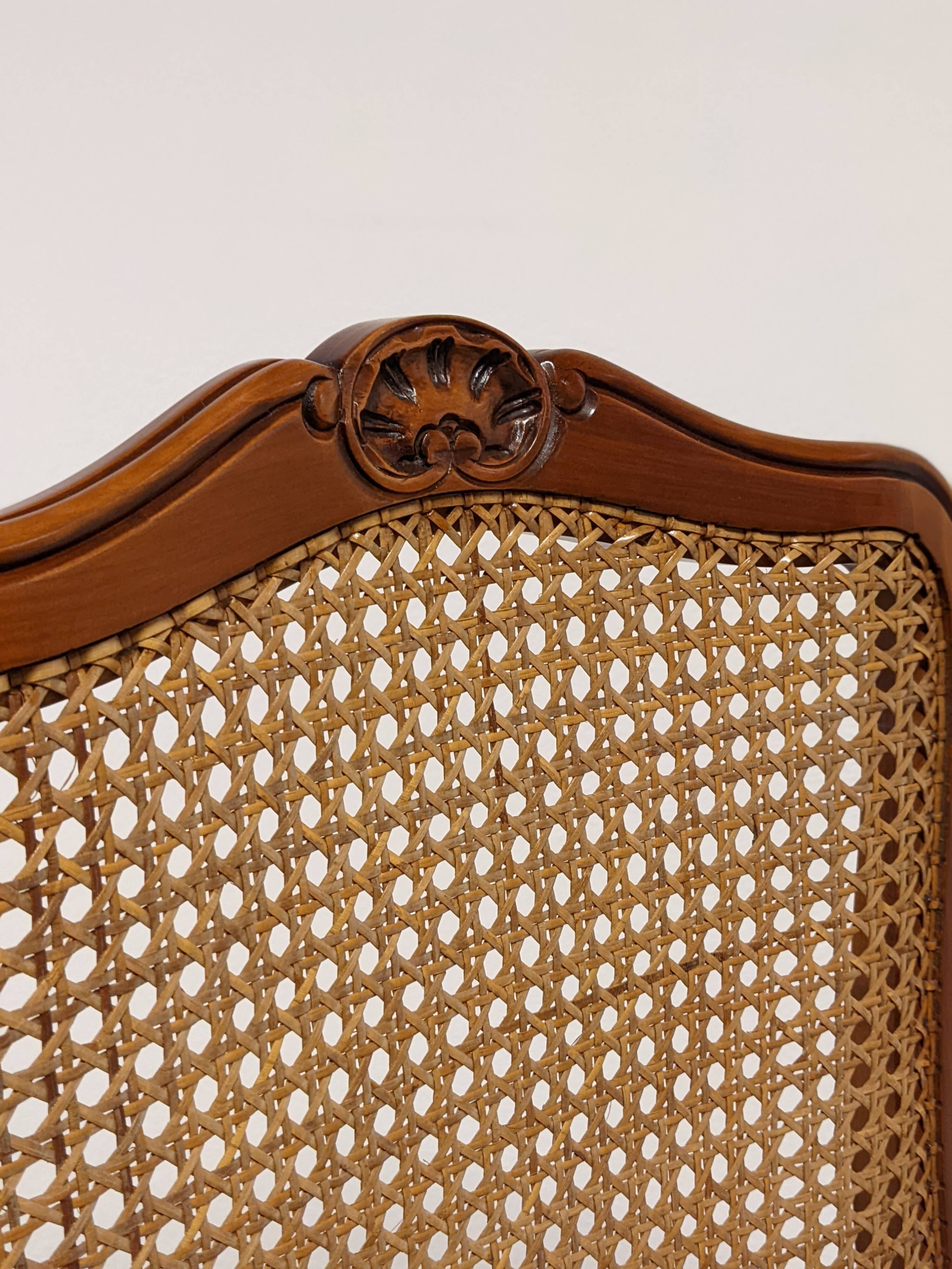 8 chaises style louis xv
