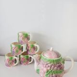 Set of 6 cups + teapot in slip
