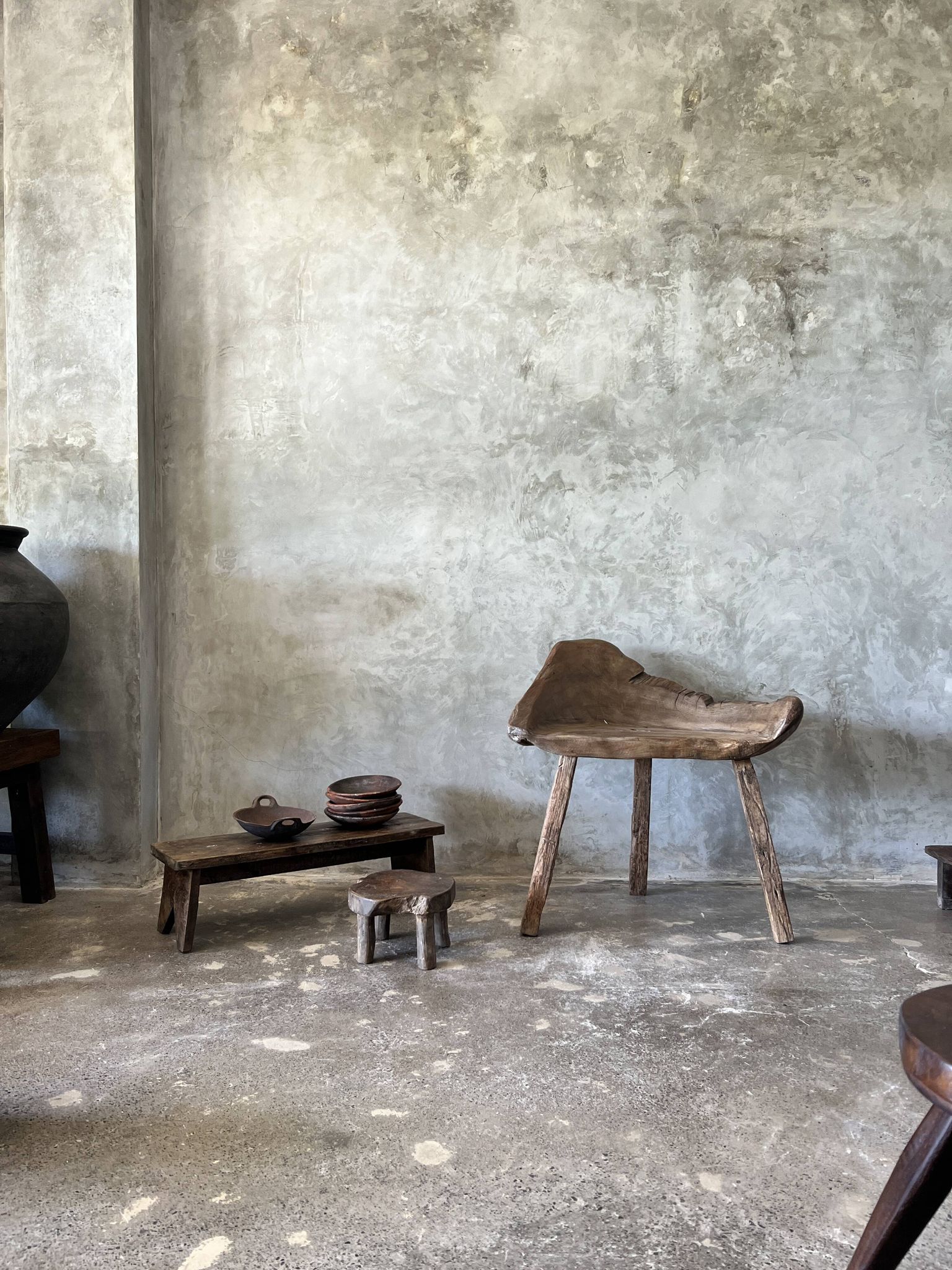Petit banc bas asiatique en teck ancien upcyclé H:20 l:28 L70