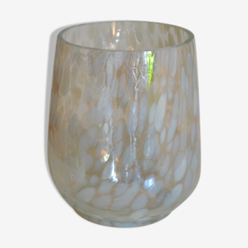 Vase with iridescent pattern