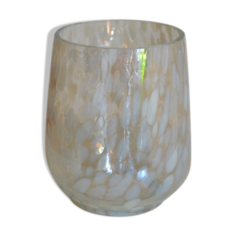 Vase with iridescent pattern