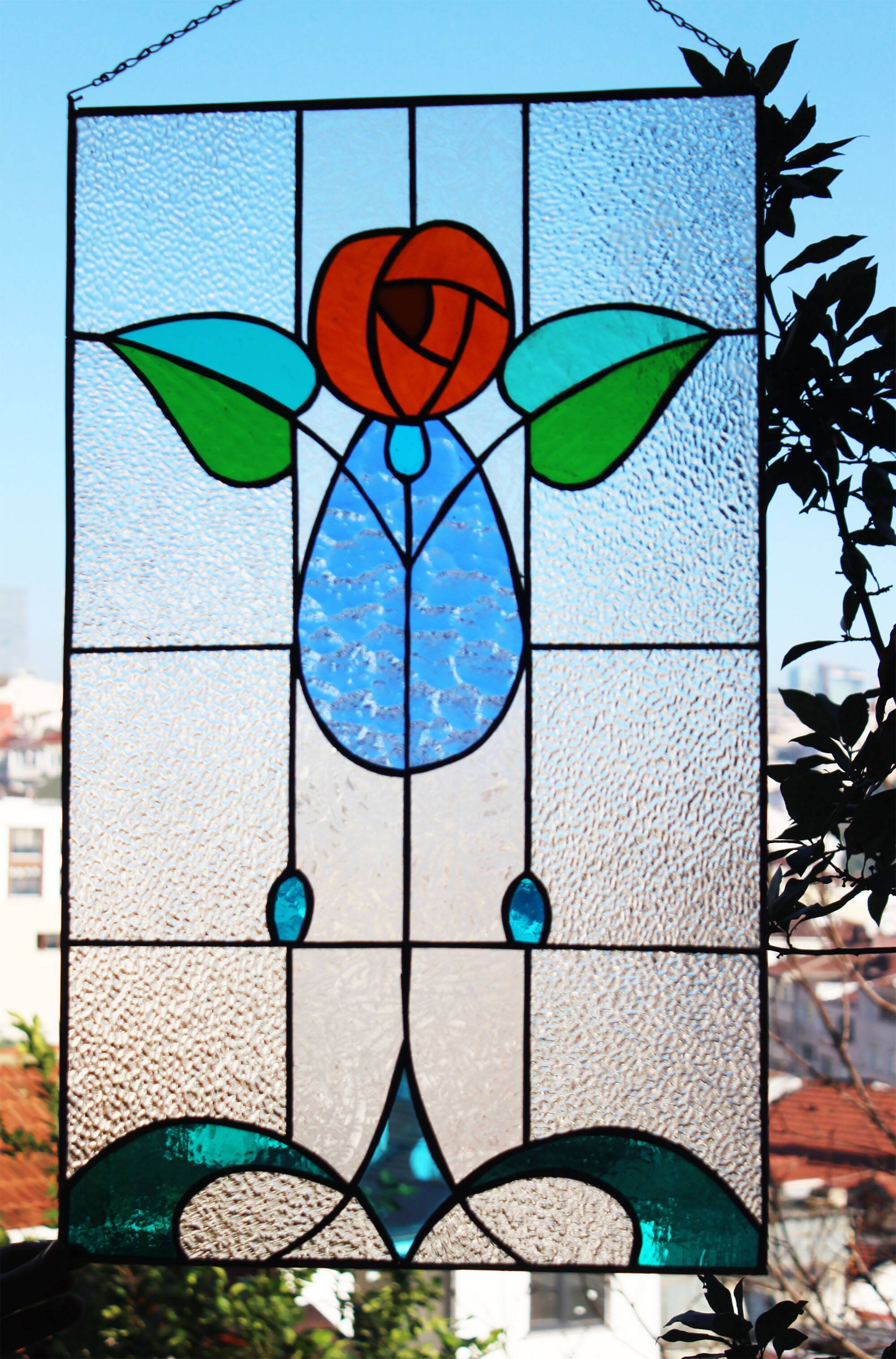 Vitrail décoratif Fleur stylisée – Verre coloré artisanal 40 × 70 cm