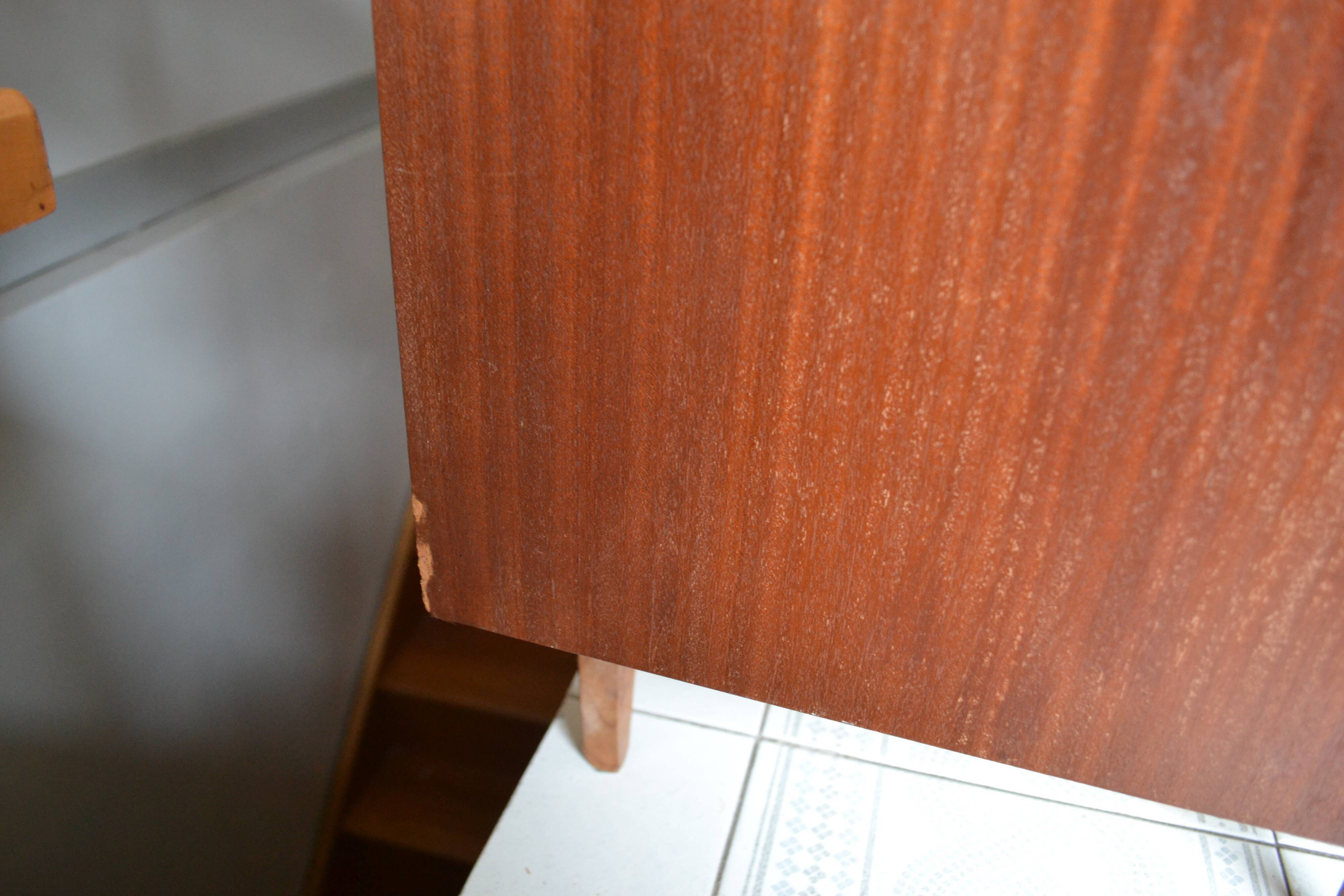 Commode années 60 façade inclinée