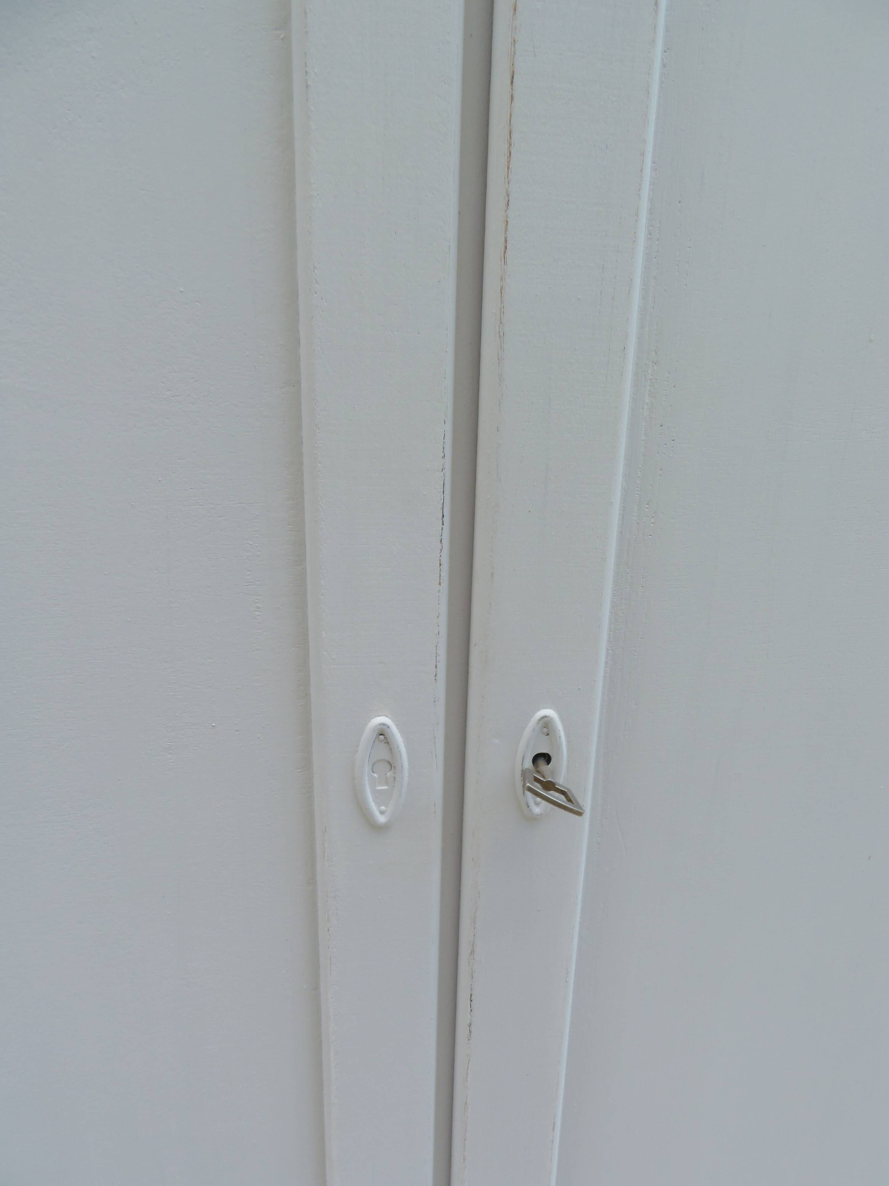 1950s wardrobe, 2 doors, one bar, 3 shelves, re-enchanted in pearl gray with waxed finish.