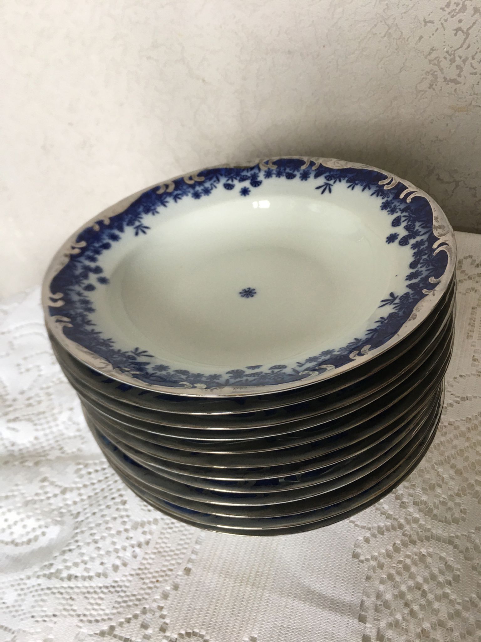 Lot 12 hollow porcelain plates Albar Julia from Romania