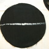 6 old linen placemats