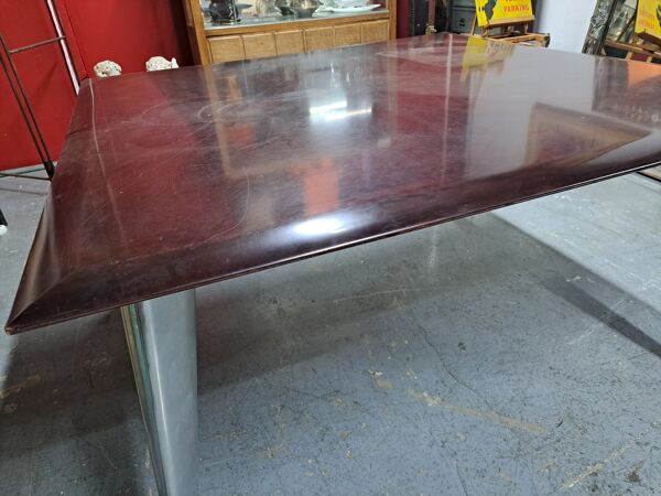 Tabla à manger carrée Modèle M '' Série Lang '' de Philippe Starck pour Driade Aleph