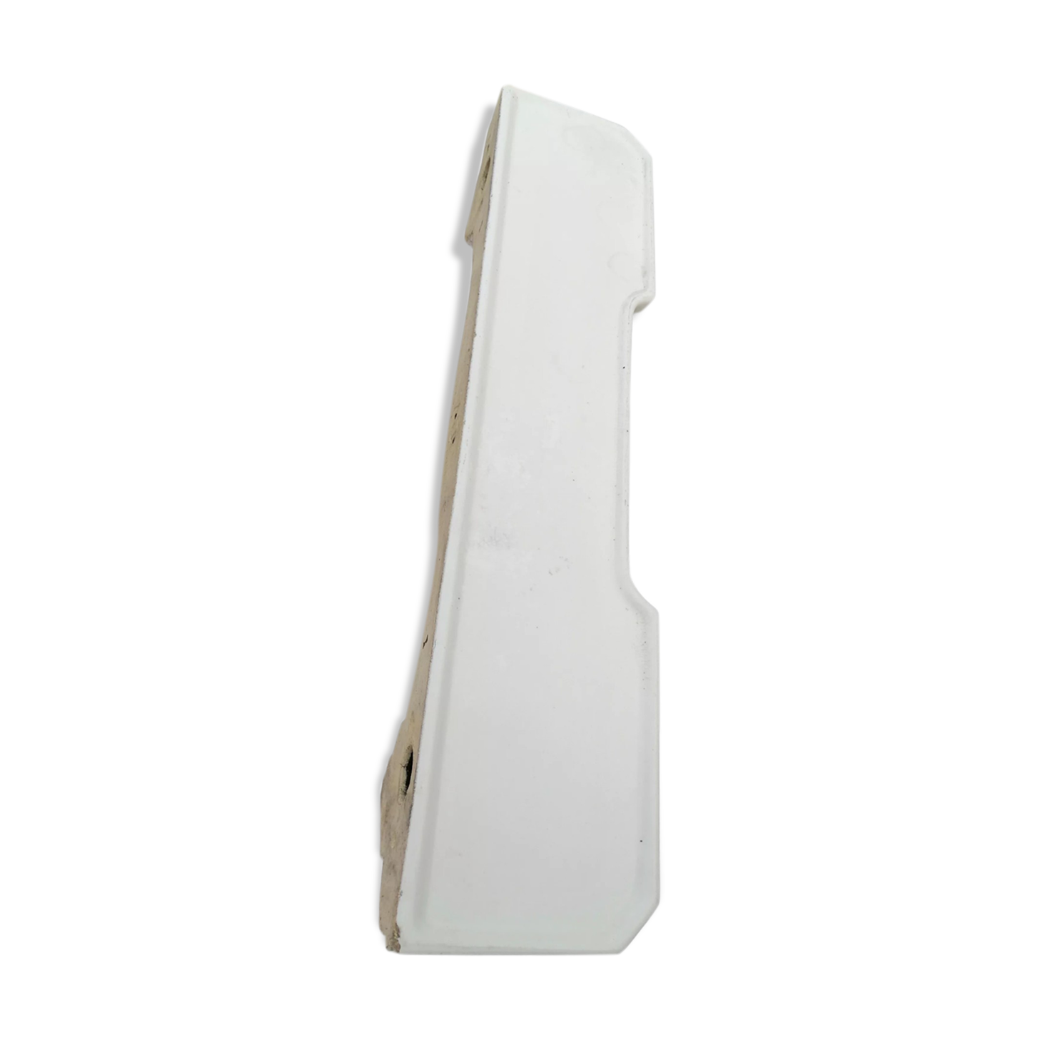 Bathroom shelf in antique ceramic